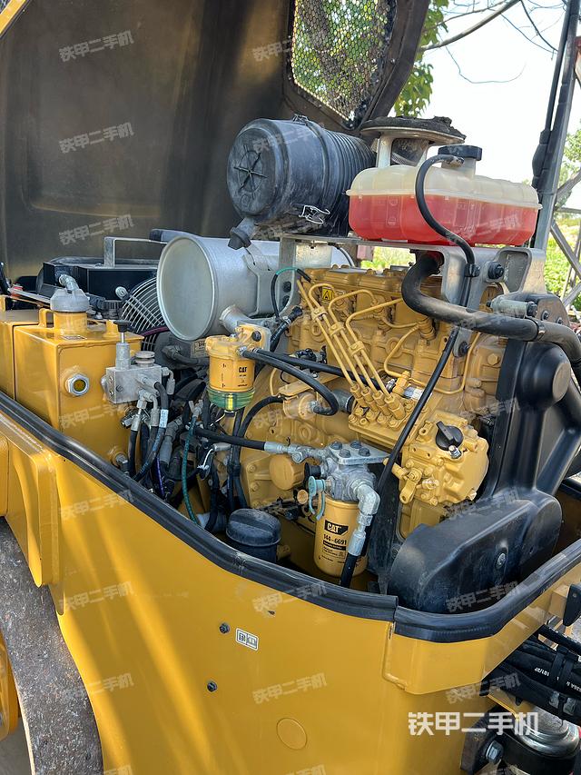 發(fā)動機(jī)(設(shè)備外觀及核心部件) 發(fā)動機(jī)(設(shè)備外觀及核心部件)