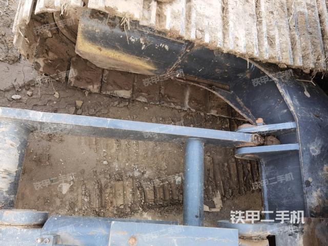 单侧履带整体（整机外观）