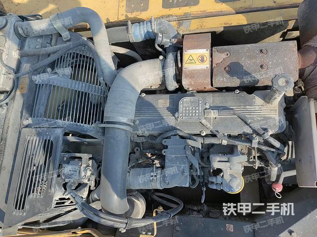 发动机整体俯视(整机外观) 发动机整体俯视(整机外观)