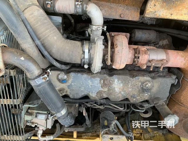 發(fā)動機整體俯視(整機外觀) 發(fā)動機整體俯視(整機外觀)