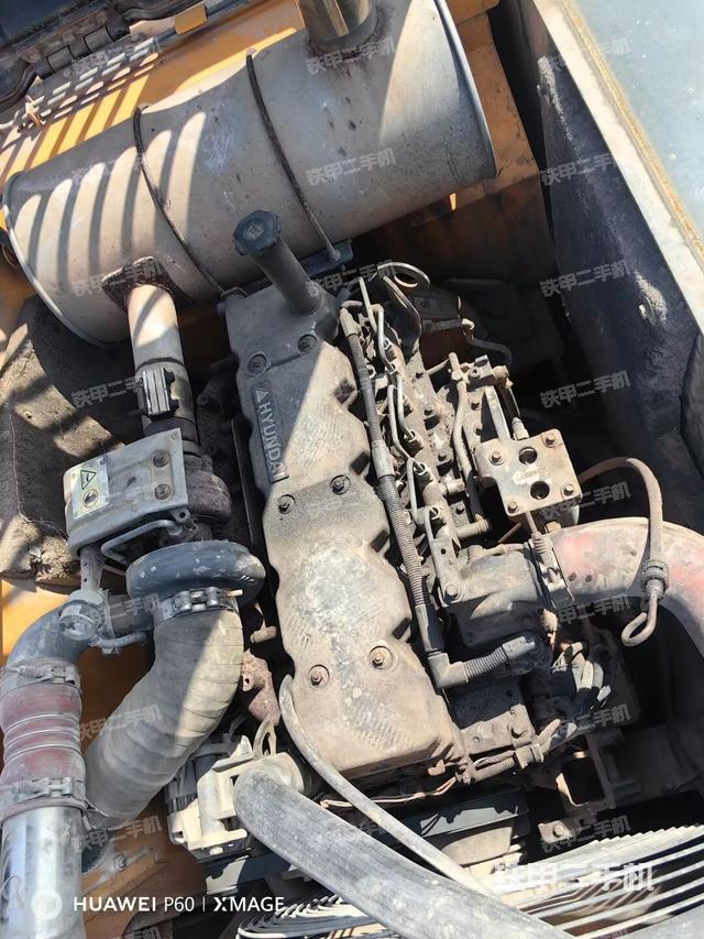 发动机整体俯视(整机外观) 发动机整体俯视(整机外观)