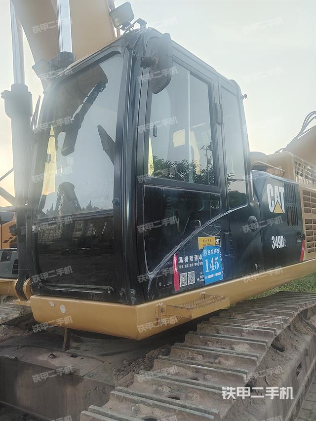 駕駛室整體（整機(jī)外觀）