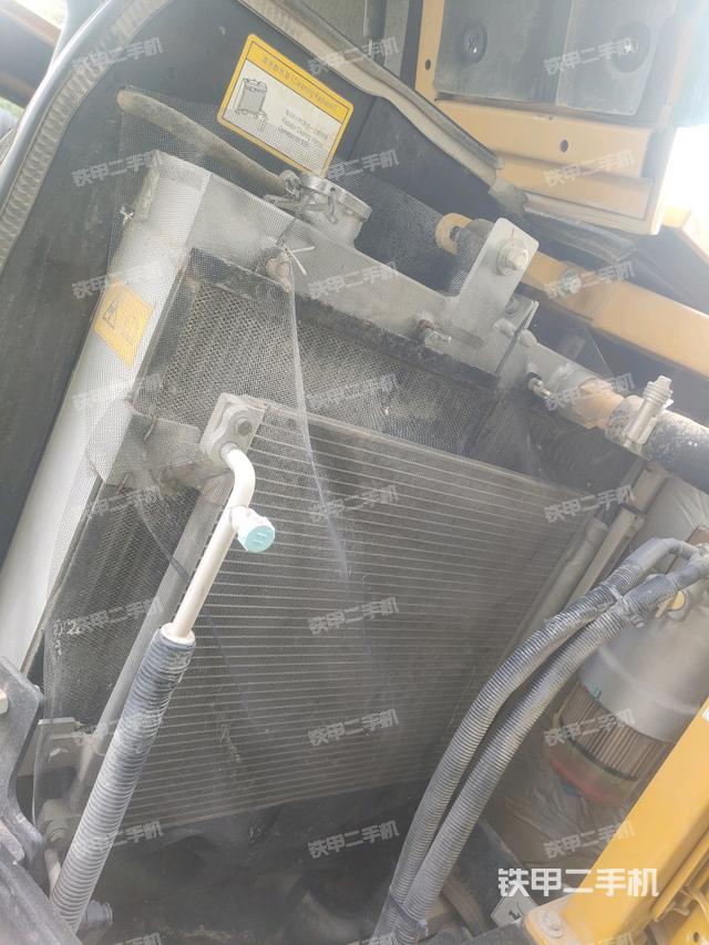 散熱器室(大件艙室) 散熱器室(大件艙室)