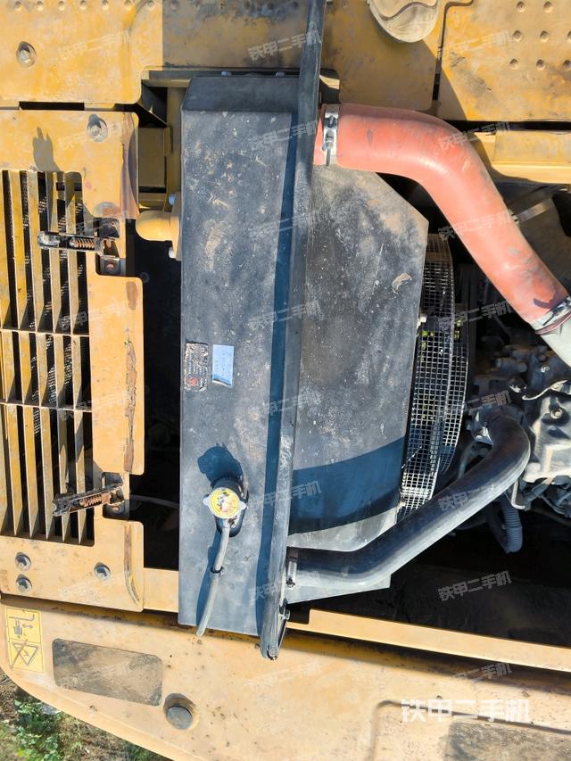 水箱+風扇特寫(上車部件) 水箱+風扇特寫(上車部件)