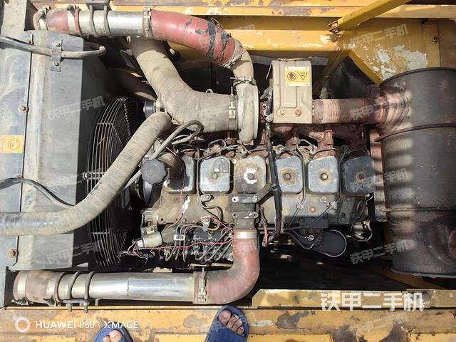 發(fā)動機整體俯視(整機外觀) 發(fā)動機整體俯視(整機外觀)