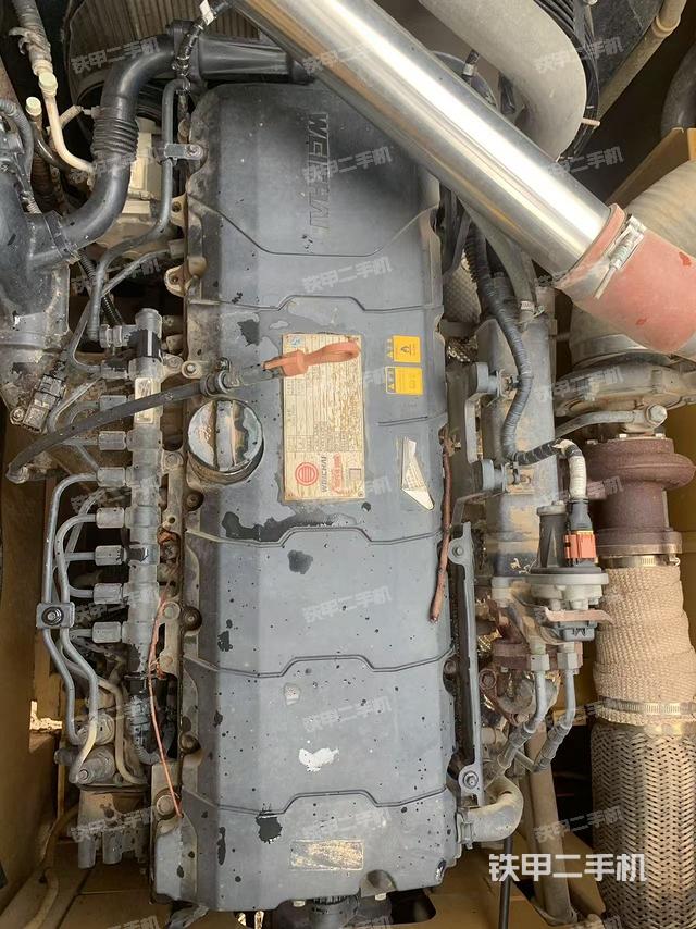 發(fā)動(dòng)機(jī)整體俯視(整機(jī)外觀) 發(fā)動(dòng)機(jī)整體俯視(整機(jī)外觀)