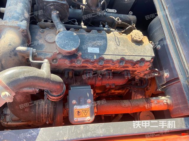 發(fā)動(dòng)機(jī)整體俯視(整機(jī)外觀) 發(fā)動(dòng)機(jī)整體俯視(整機(jī)外觀)