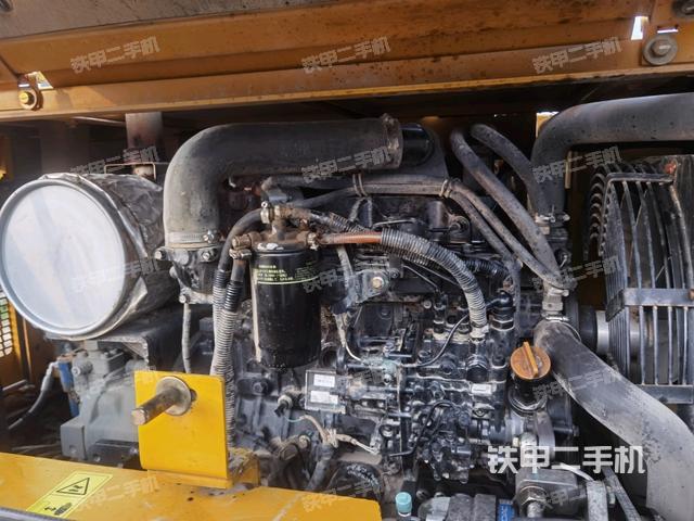 发动机整体俯视（整机外观）