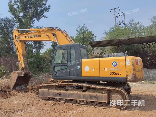現(xiàn)代R305LC-7挖掘機(jī)
