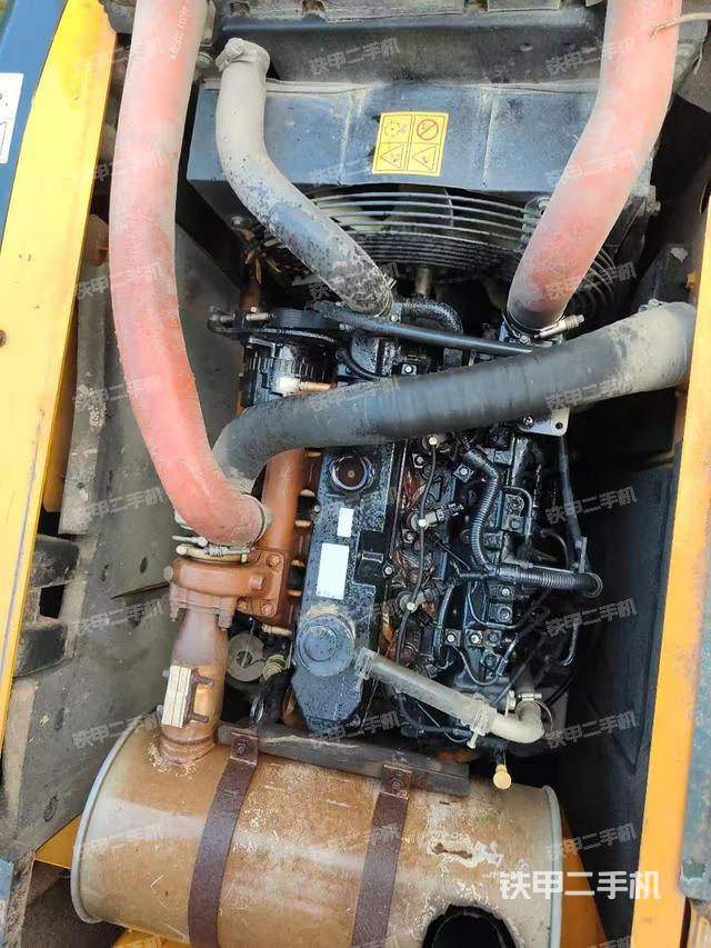 發(fā)動(dòng)機(jī)整體俯視（整機(jī)外觀）