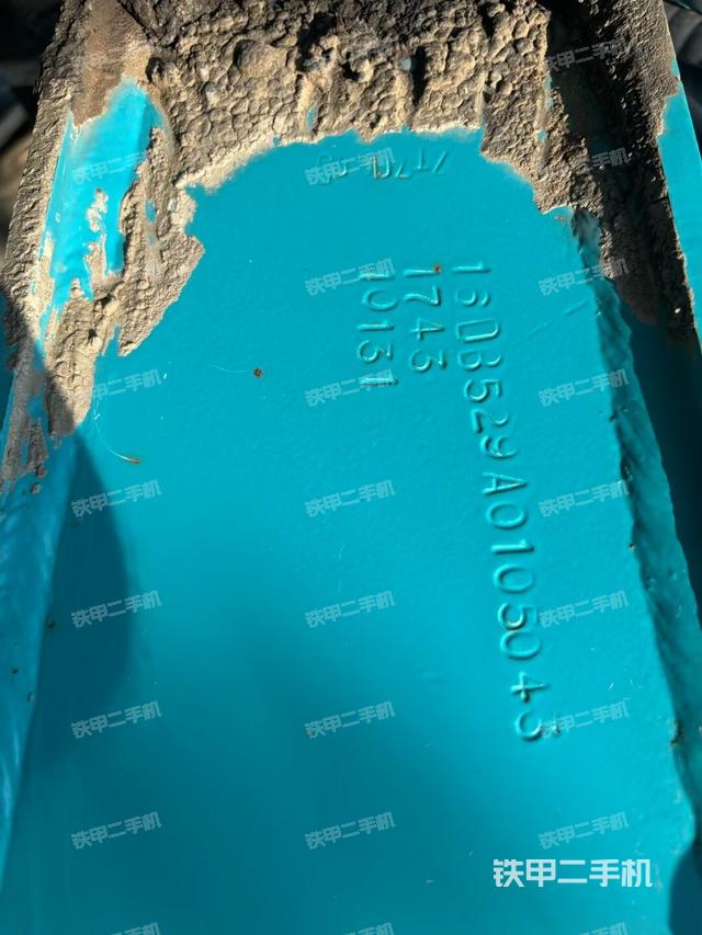 駕駛室頂部（整機(jī)外觀）