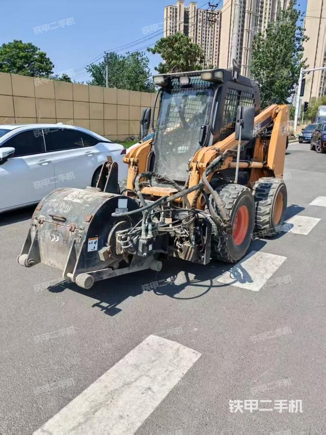 整機(jī)左側(cè)（設(shè)備外觀及核心部件）