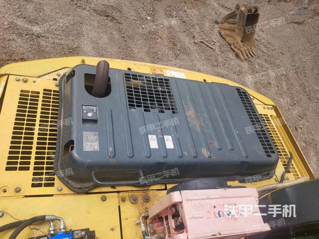 中央回轉(zhuǎn)接頭特寫(上車部件) 中央回轉(zhuǎn)接頭特寫(上車部件)