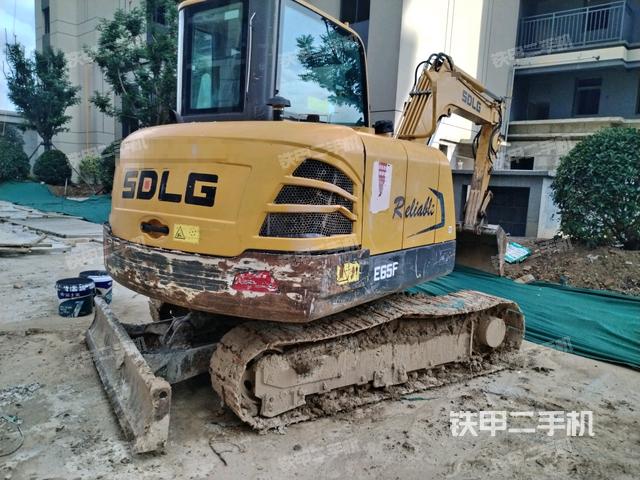 整机右后45°(整机外观) 整机右后45°(整机外观)