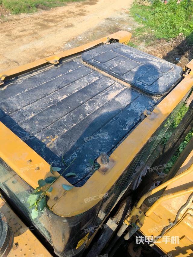 發(fā)動機室(上車部件) 發(fā)動機室(上車部件)