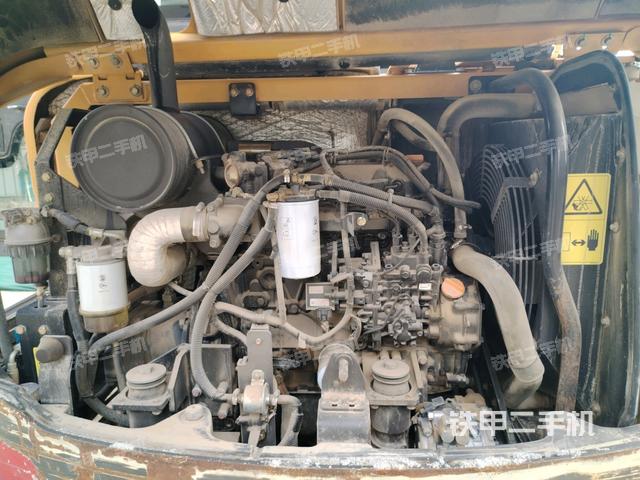 发动机整体俯视(整机外观) 发动机整体俯视(整机外观)