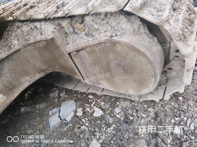 右側(cè)行走馬達(dá)蓋板(行走機(jī)構(gòu)) 右側(cè)行走馬達(dá)蓋板(行走機(jī)構(gòu))