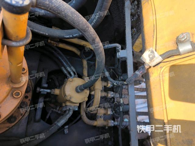 駕駛室頂部俯視(上車部件) 駕駛室頂部俯視(上車部件)