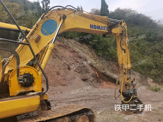 大臂整體?右側(cè)(工作和回轉(zhuǎn)裝置) 大臂整體?右側(cè)(工作和回轉(zhuǎn)裝置)