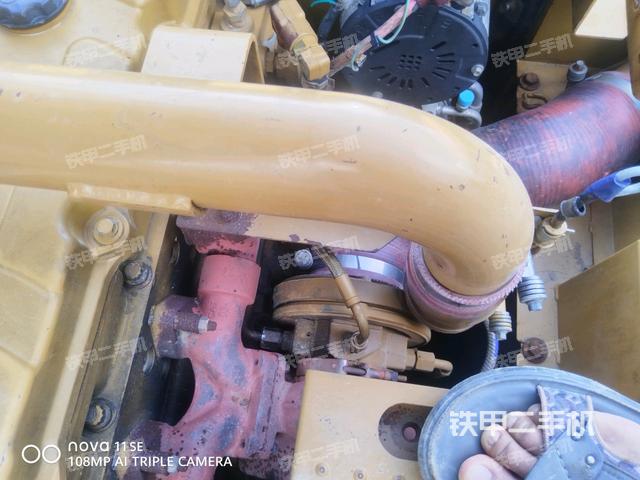 增壓器特寫(xiě)(上車(chē)部件) 增壓器特寫(xiě)(上車(chē)部件)