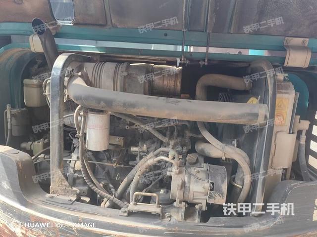 發(fā)動機(jī)整體俯視(整機(jī)外觀) 發(fā)動機(jī)整體俯視(整機(jī)外觀)