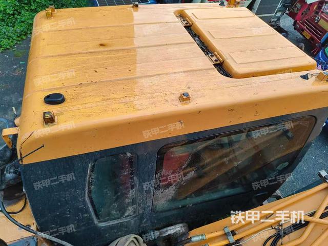 駕駛室頂部（整機(jī)外觀）