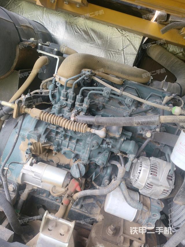 發(fā)動機(jī)室(上車部件) 發(fā)動機(jī)室(上車部件)