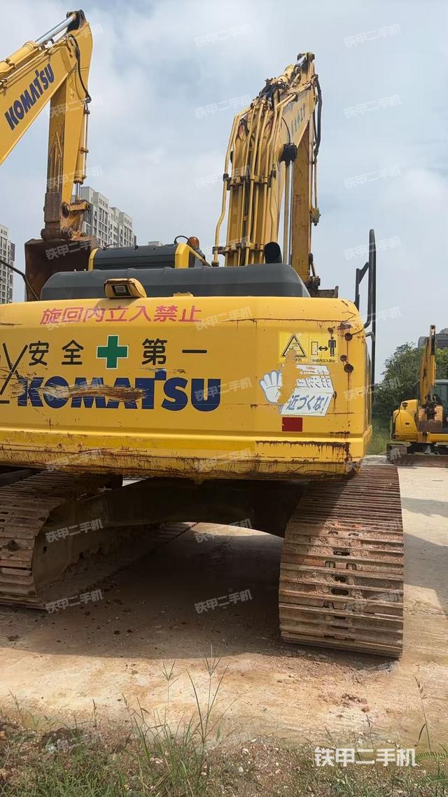 整機右后45°（整機外觀）