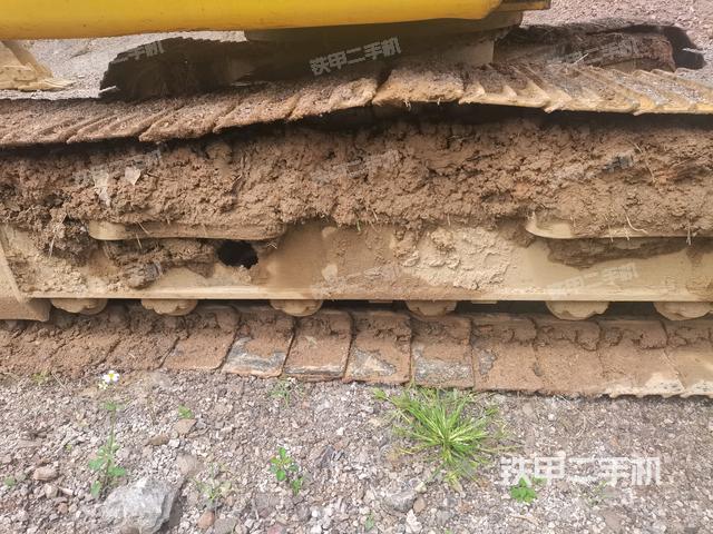 左側(cè)行走馬達(dá)蓋板(行走機(jī)構(gòu)) 左側(cè)行走馬達(dá)蓋板(行走機(jī)構(gòu))