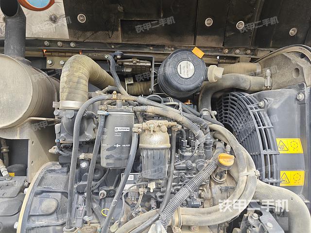 發(fā)動機整體俯視(整機外觀) 發(fā)動機整體俯視(整機外觀)