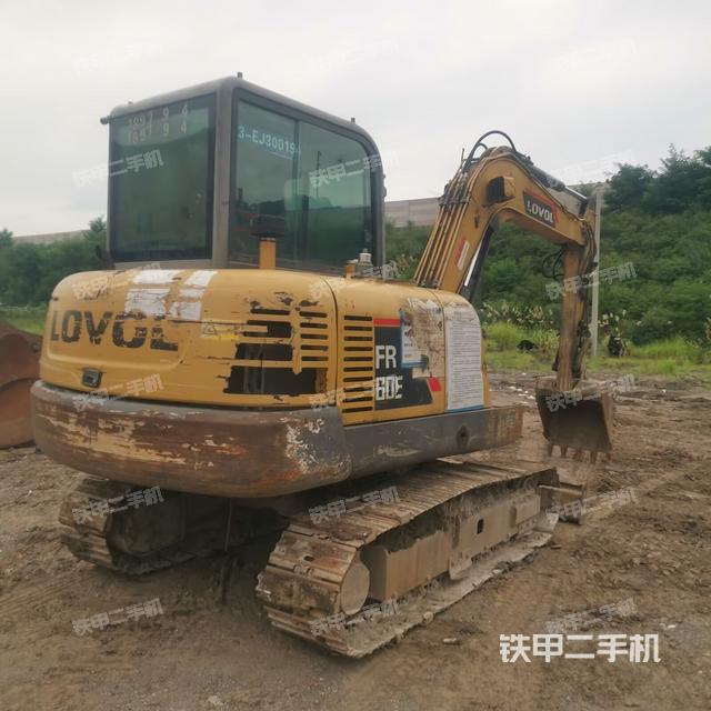 整機(jī)右后45°(整機(jī)外觀) 整機(jī)右后45°(整機(jī)外觀)