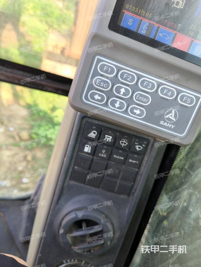 顯示屏?(駕駛室部分) 顯示屏?(駕駛室部分)