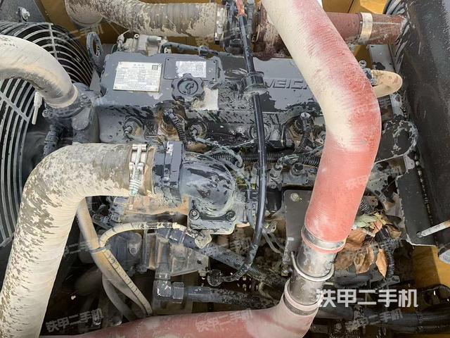 發(fā)動(dòng)機(jī)整體俯視(整機(jī)外觀) 發(fā)動(dòng)機(jī)整體俯視(整機(jī)外觀)