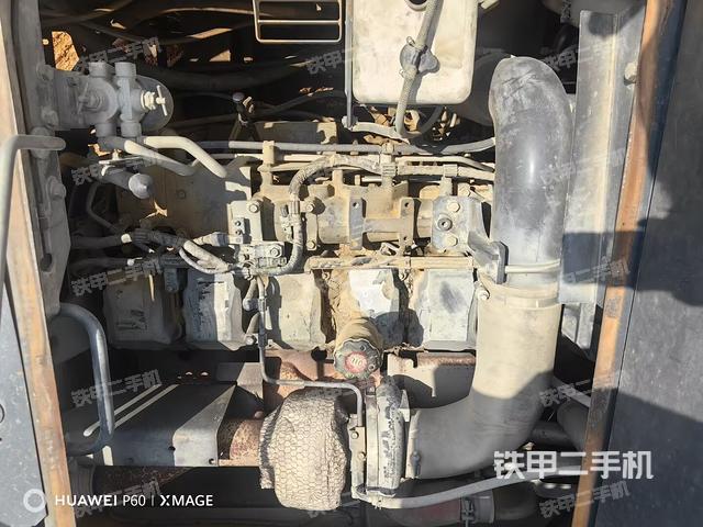 发动机整体俯视(整机外观) 发动机整体俯视(整机外观)