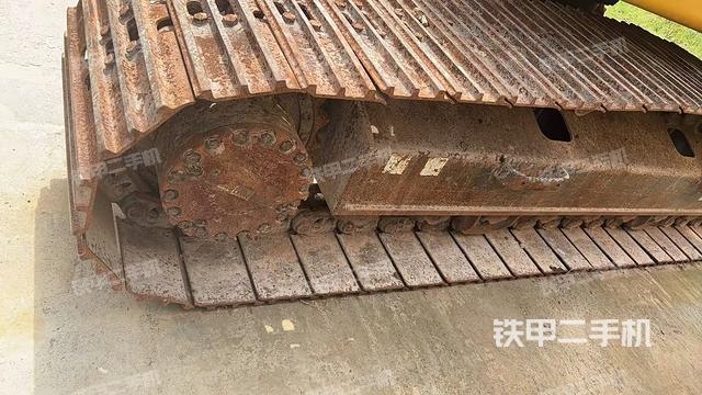 單側履帶整體（整機外觀）