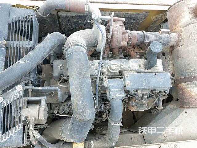 發(fā)動機(jī)整體俯視(整機(jī)外觀) 發(fā)動機(jī)整體俯視(整機(jī)外觀)