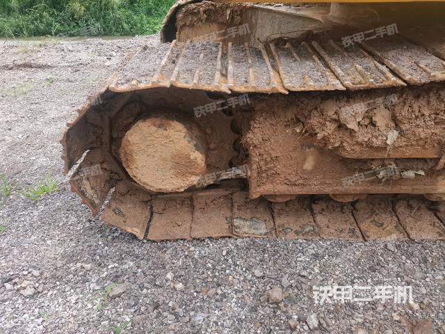 右驅(qū)動(dòng)輪(行走機(jī)構(gòu)) 右驅(qū)動(dòng)輪(行走機(jī)構(gòu))