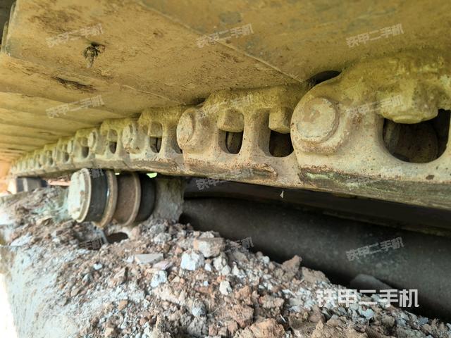 左側履帶整體?(行走機構) 左側履帶整體?(行走機構)