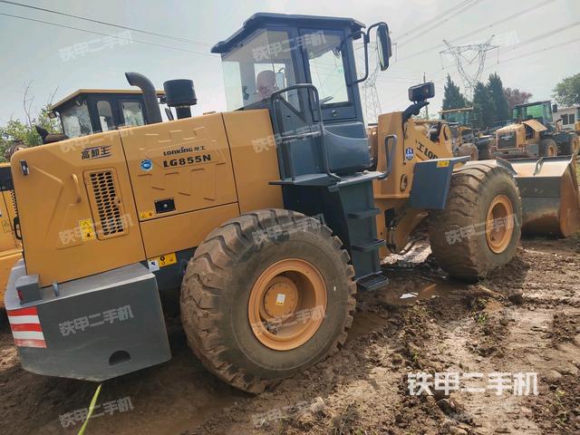 整機(jī)右后45°(整機(jī)外觀及大件) 整機(jī)右后45°(整機(jī)外觀及大件)