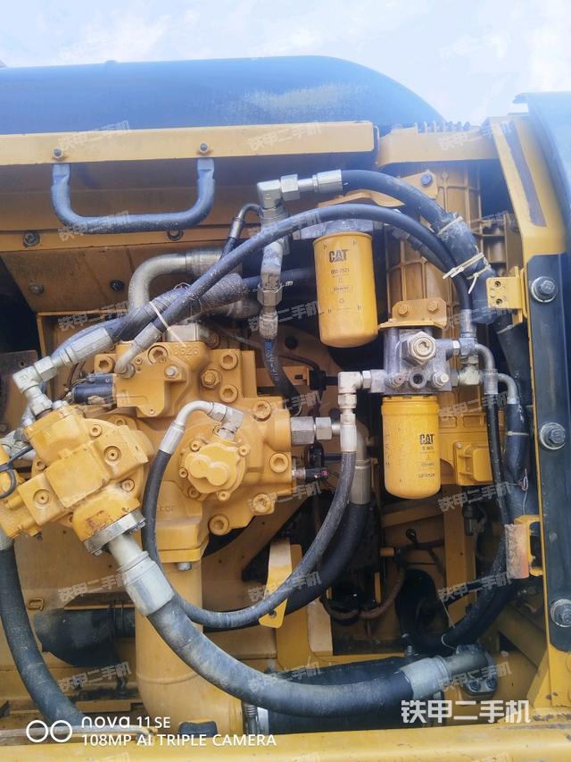 液壓泵斜45?左(大件艙室) 液壓泵斜45?左(大件艙室)