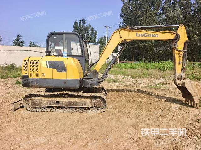 整机右后45°(整机外观) 整机右后45°(整机外观)