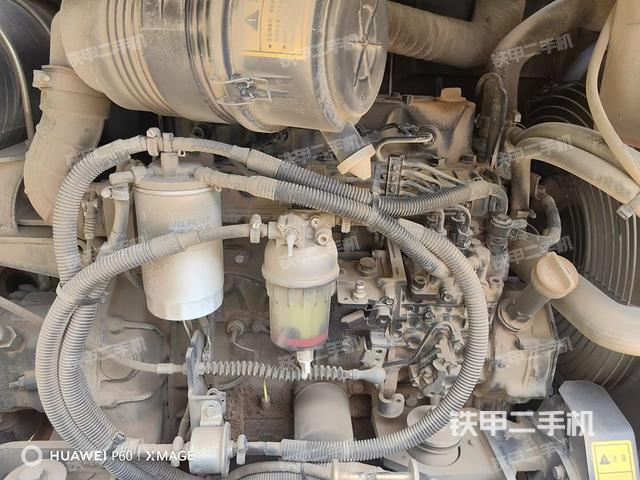 发动机整体俯视(整机外观) 发动机整体俯视(整机外观)