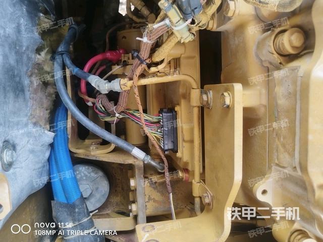 氣門(mén)室蓋螺絲特寫(xiě)(上車(chē)部件) 氣門(mén)室蓋螺絲特寫(xiě)(上車(chē)部件)