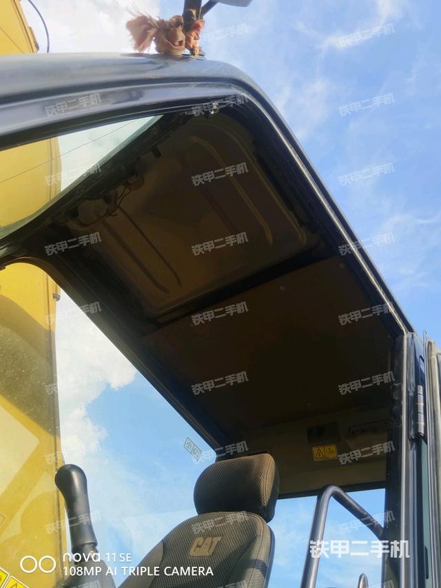 頂棚整體(駕駛室部分) 頂棚整體(駕駛室部分)