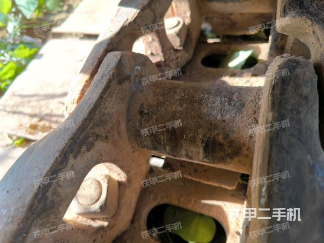 右側履帶整體(行走機構) 右側履帶整體(行走機構)