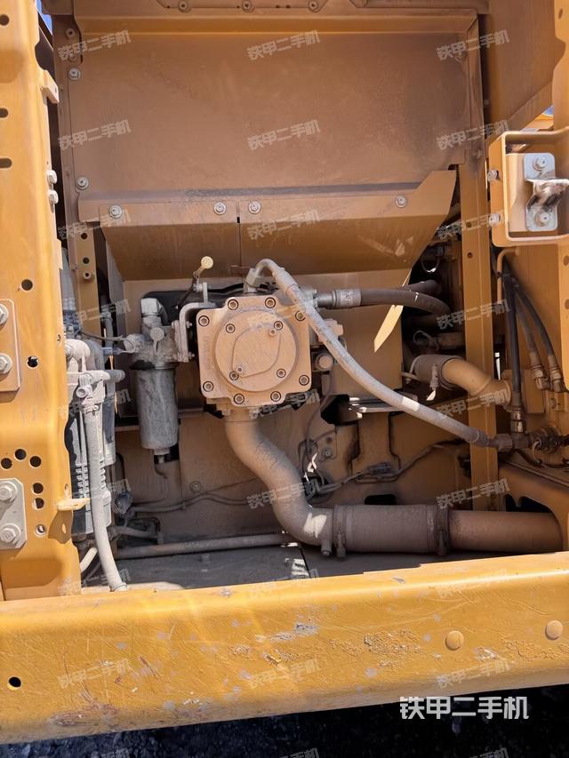 液压泵斜45 左（大件舱室）