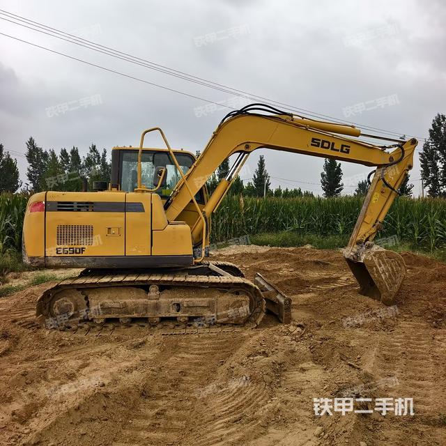 整机右后45°(整机外观) 整机右后45°(整机外观)