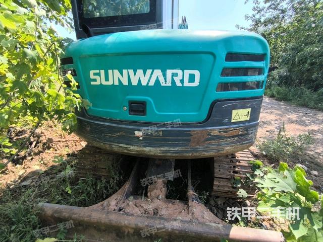 右側(cè)履帶整體?（行走機(jī)構(gòu)）