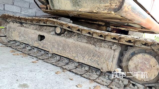 右侧履带整体 (行走机构) 右侧履带整体 (行走机构)