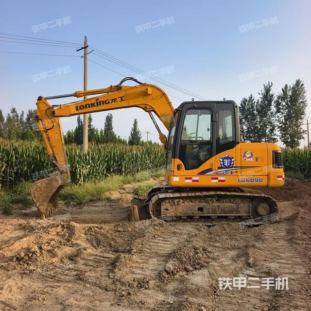 龍工LG6090挖掘機(jī)
